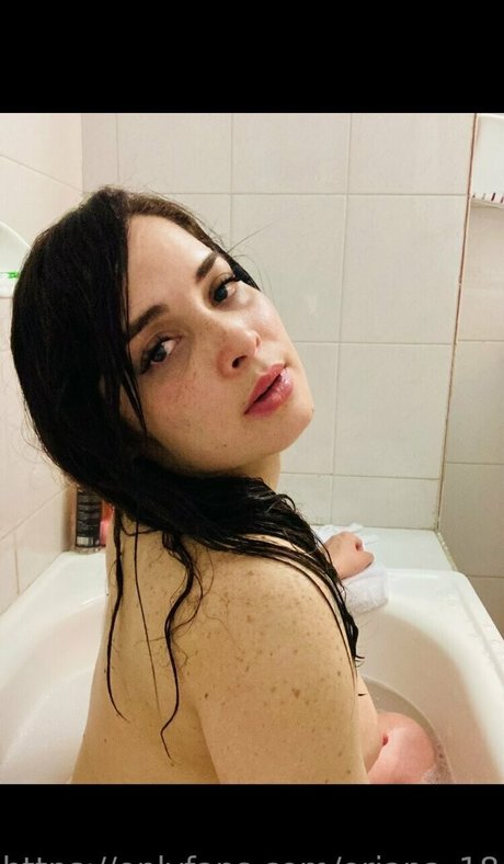 oriana 18s sexy model photo