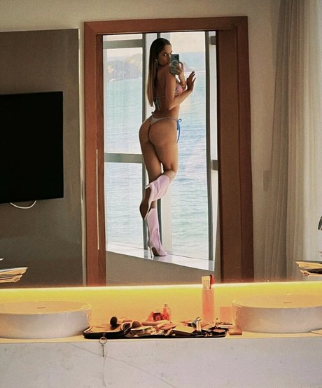 Anna Cangussu adult star pics