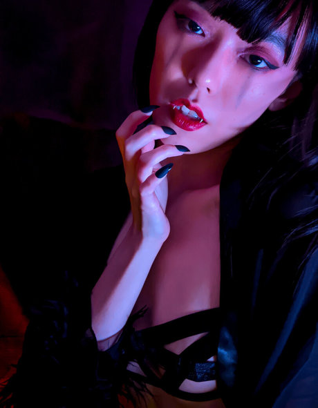 Colourmoichic model sex image