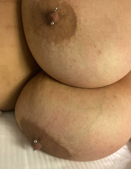 KeepingBusy nude pornstar archive