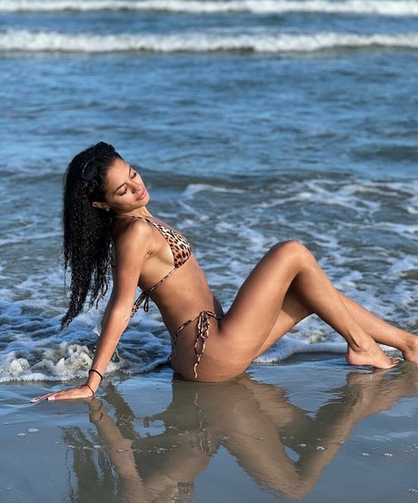 Jennifer Prado xxx model pics