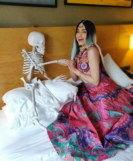 Adah Sharma star nudes galleries