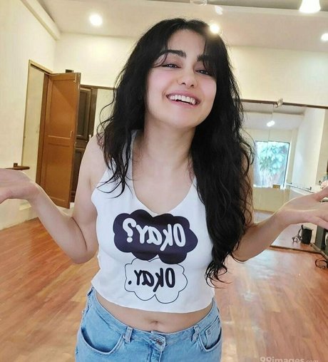 Adah Sharma pornstar pretty photo