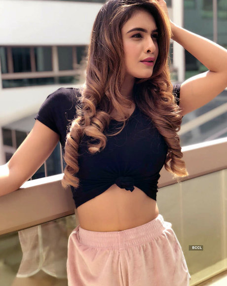 Neha Malik pretty star galleries