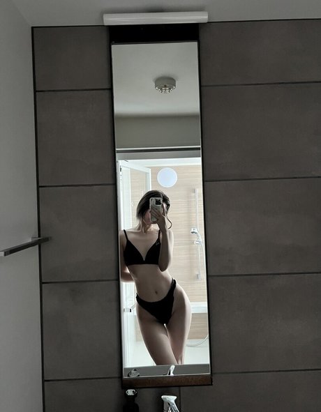 ratchetlbitchescocaina hd model photo