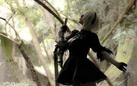 saku93 adult model image