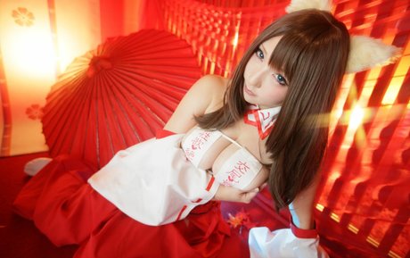 saku93 model free photos