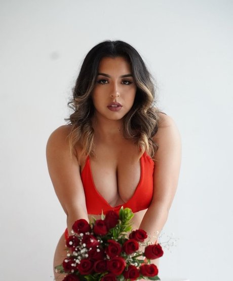 Prisymontoya sex model photos