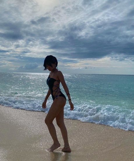 miholy nudes actress img