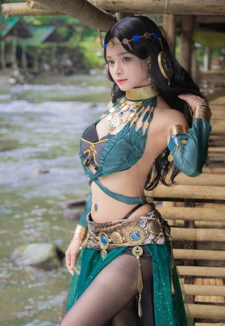 miholy nice model img