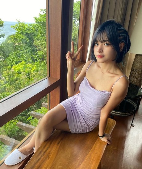 miholy model nudes archive