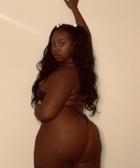 Kiana Marijuana star sex images