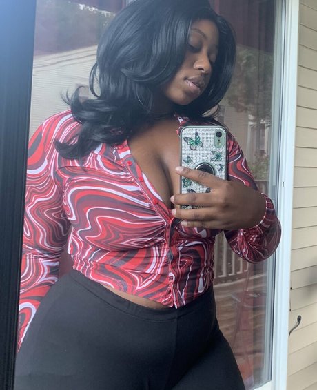 Kiana Marijuana pornstar top galleries