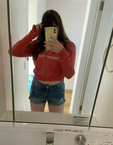 Lemon Sodas erotic star img