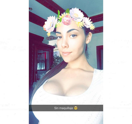 Claudia Guajardo model beautiful pictures