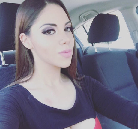 Claudia Guajardo porn model galleries