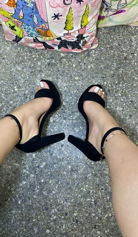 Adri Feet star sex pictures