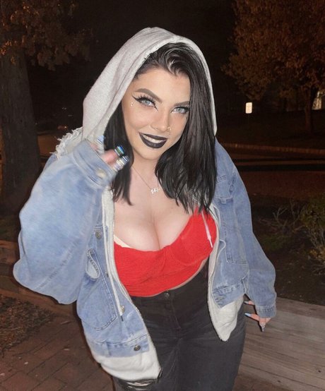 kayleedimarco model adult pic