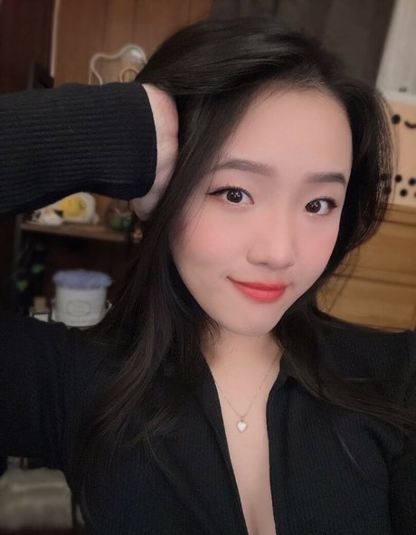 Juwia erotic star photo