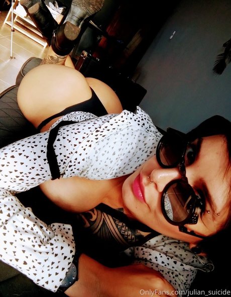 Julian Suicide star nice gallery
