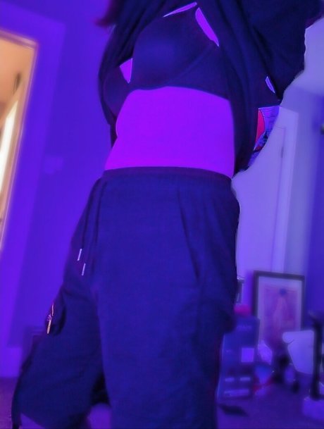 OniKanaVT xxx model photos