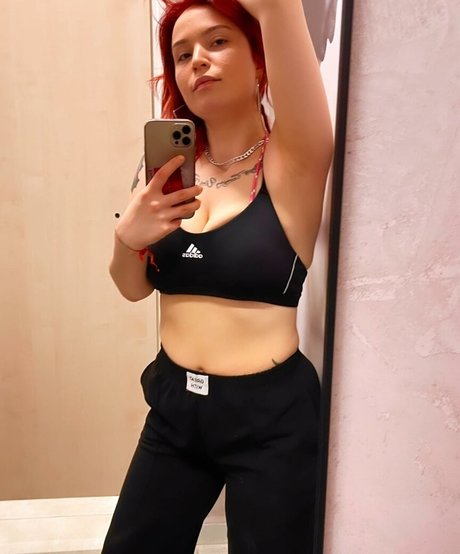 Arzu Ylmaz beautiful actress images