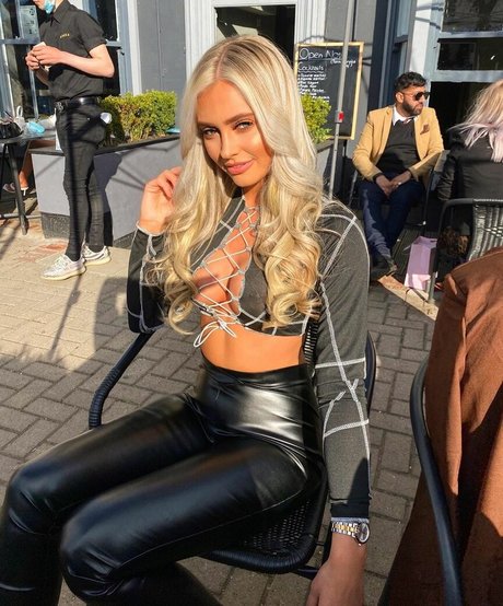 Katie Cook pornstar hot galleries