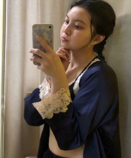 Amber Chan nudes star archive