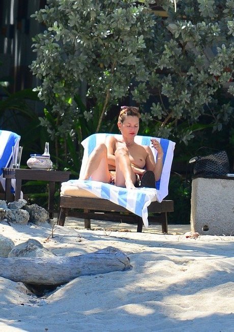 Kate Moss pornstar free photos