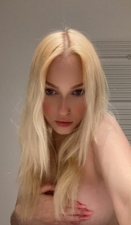 _lilsauvage_ art model archive