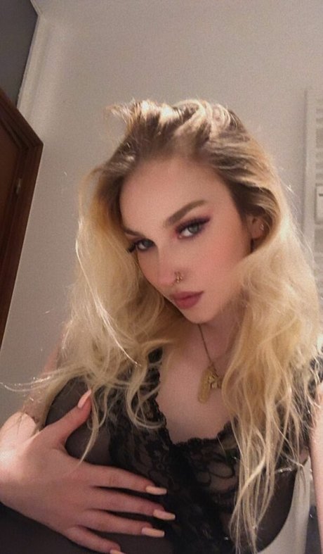 _lilsauvage_ pornstar perfect gallery