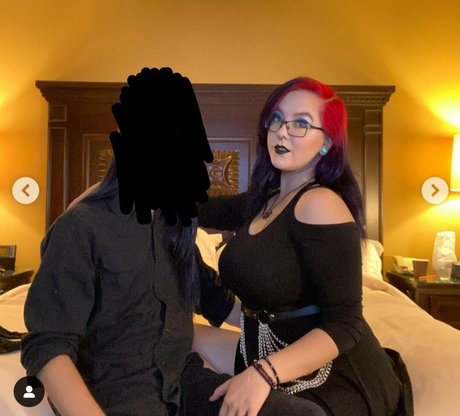 Lyraenium star pornographic galleries