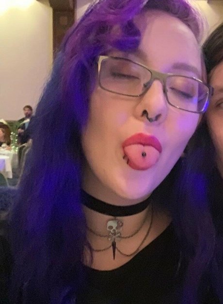 Lyraenium star naked picture