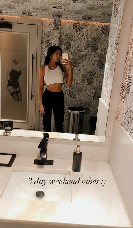 Lauren OConnell model high quality pics