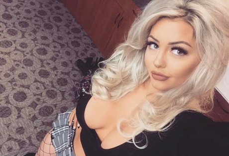 Rachel Barley best model image