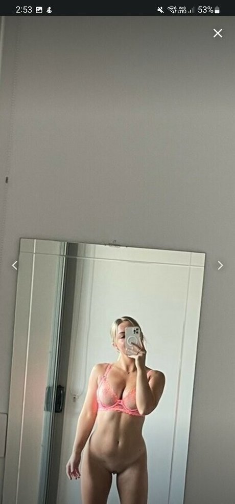 Islahka model hot gallery