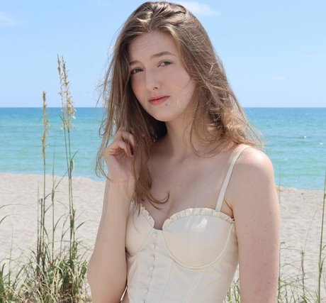 Extraseedless pretty model pictures