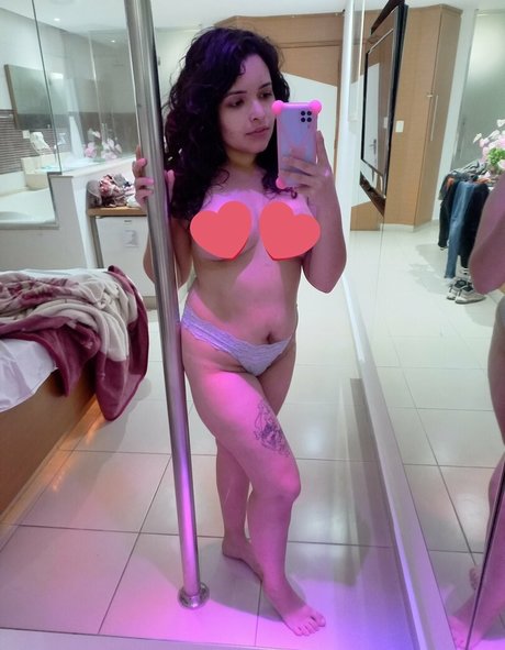 Pistolaura xxx model pics