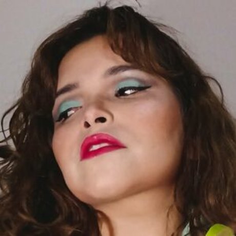 Pistolaura star sexy images