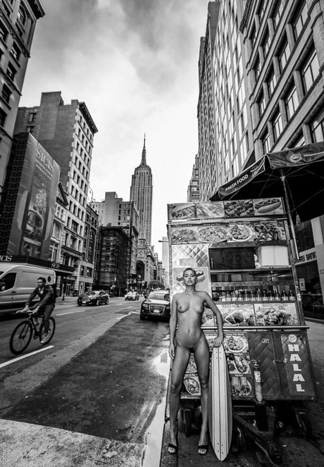 Marisa Papen model naked picture