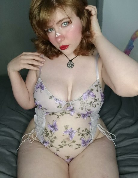 LuckyDarla model xxx galleries