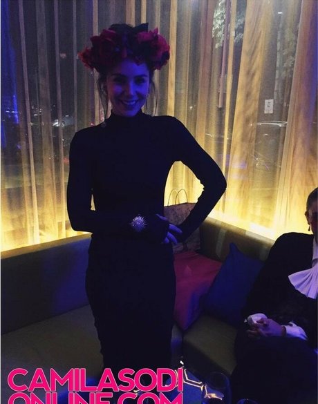 Camila Sodi model sexy image