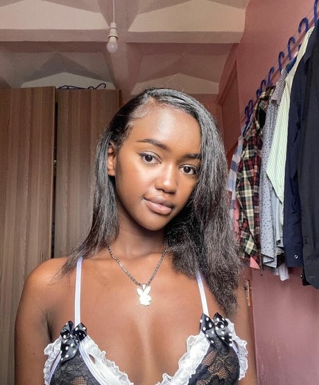 lustfolife model sexy galleries