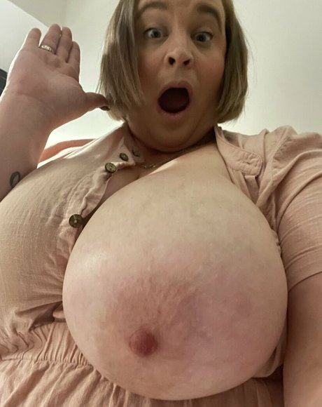 Juicy June best model pics