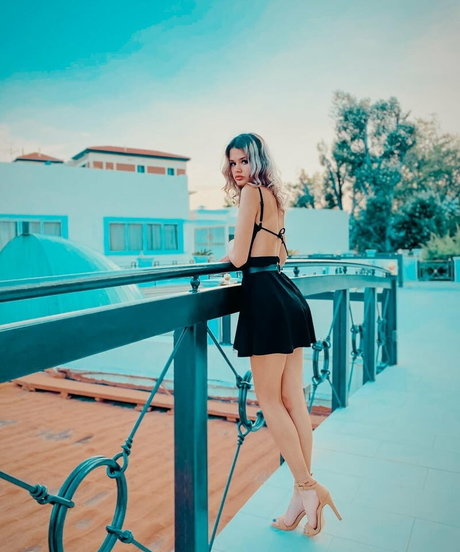 andreealalaaa star free pictures