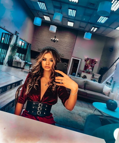 andreealalaaa pornstar pretty archive