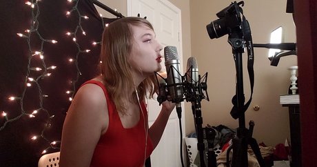 softlygaloshes pretty model archive