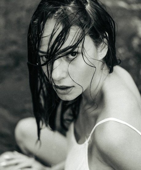 sarina kraus model nude pictures