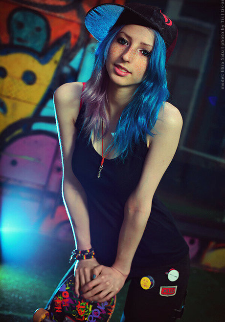 Rocken Rollia star sex img