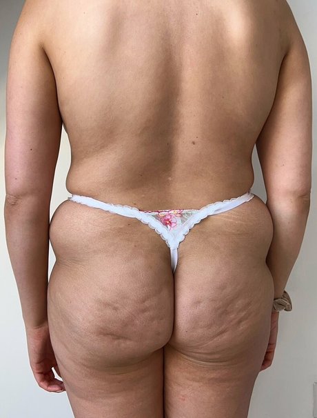 Nelly London star nude image